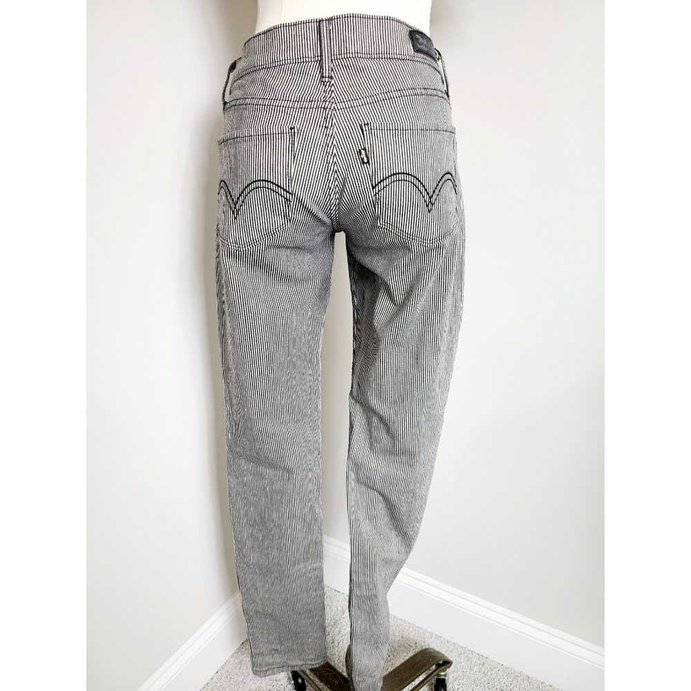 Levi's Striped Skiny Jeans Sz 5